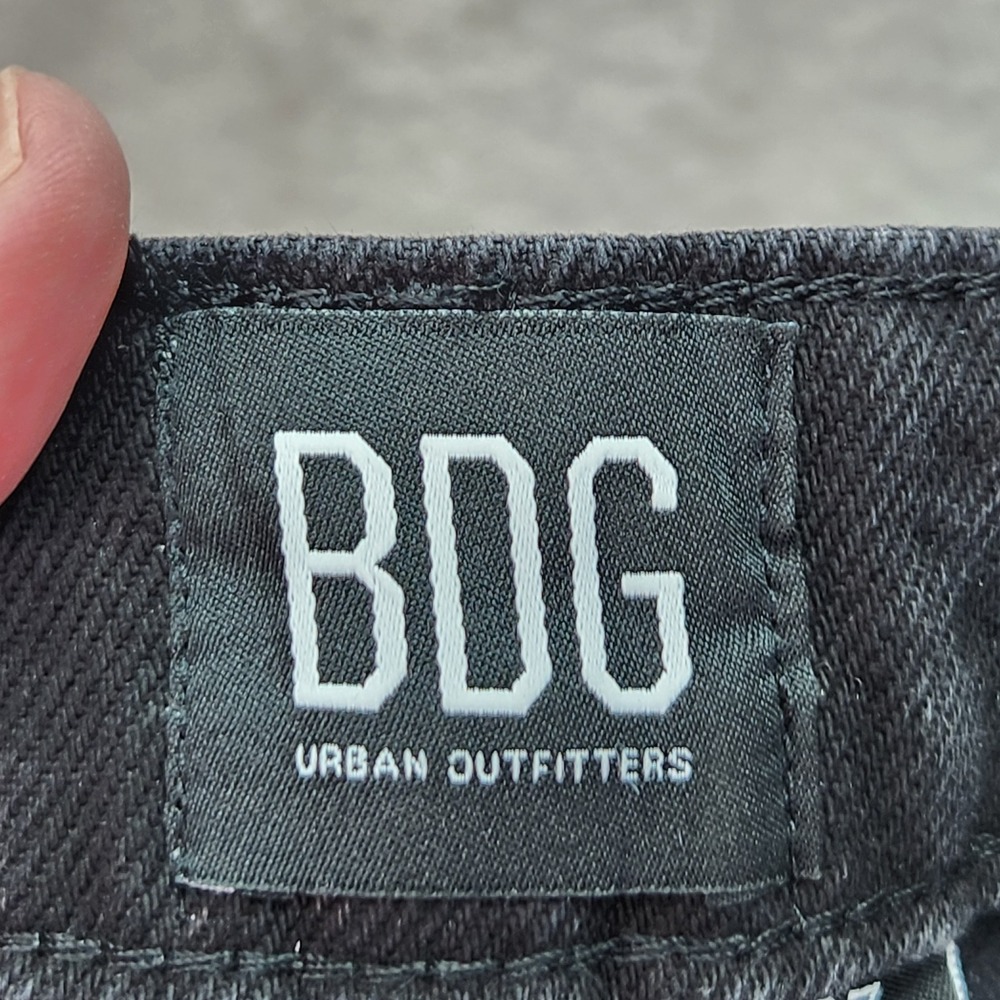 BDG Urban Outfitters Mom High Waisted‎ Tapered Leg Jeans Black Denim W28 L32 - Picture 3 of 11